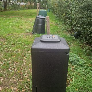 Alternative text should describe the visual content of the image.