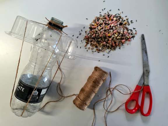 Alternative text should describe the visual content of the image.