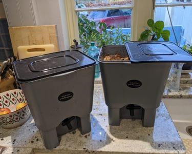 Alternative text should describe the visual content of the image.