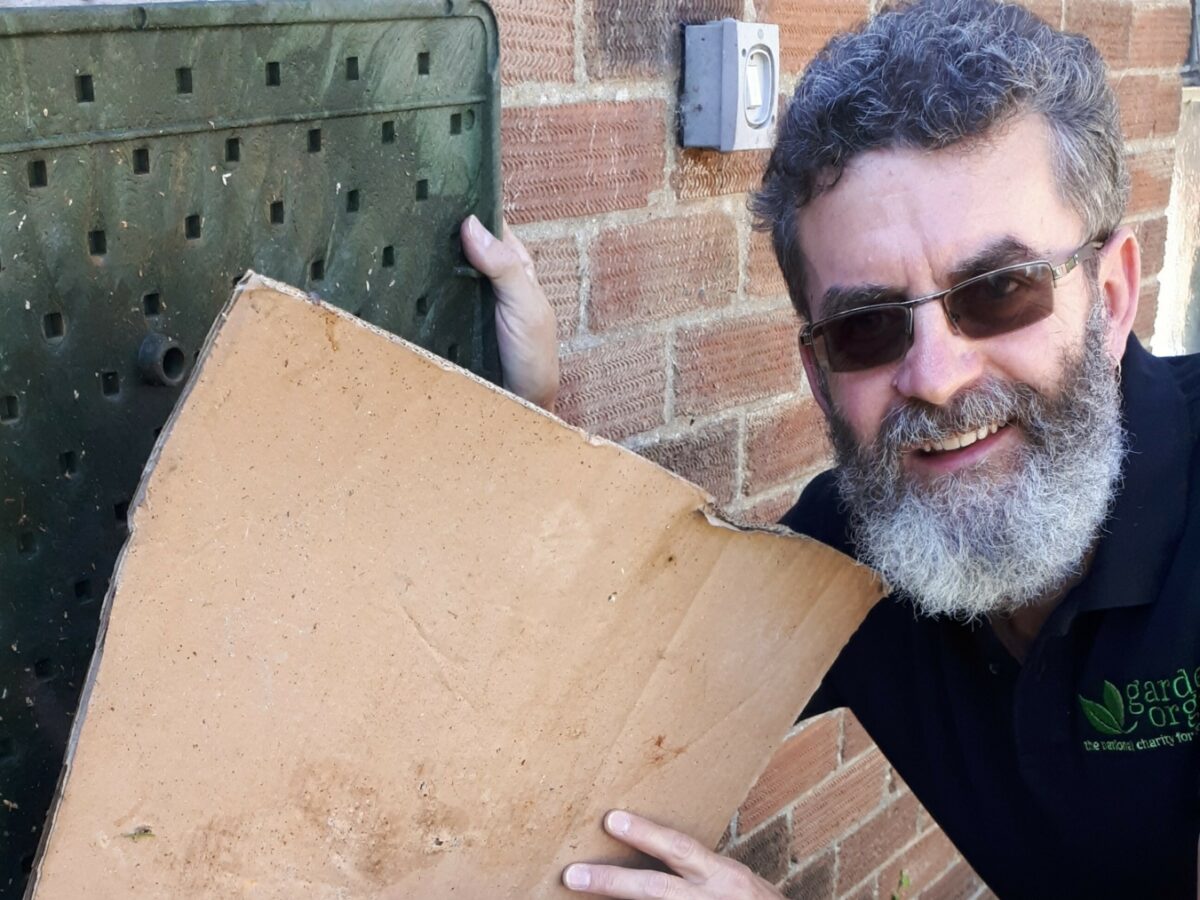 Alternative text should describe the visual content of the image.