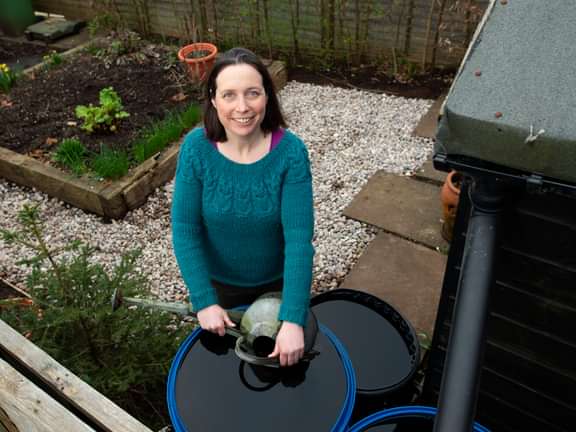 Alternative text should describe the visual content of the image.