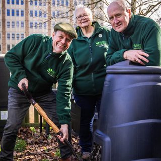 Alternative text should describe the visual content of the image.