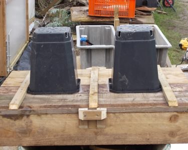 Alternative text should describe the visual content of the image.