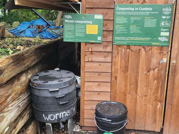 Alternative text should describe the visual content of the image.