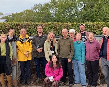 Alternative text should describe the visual content of the image.